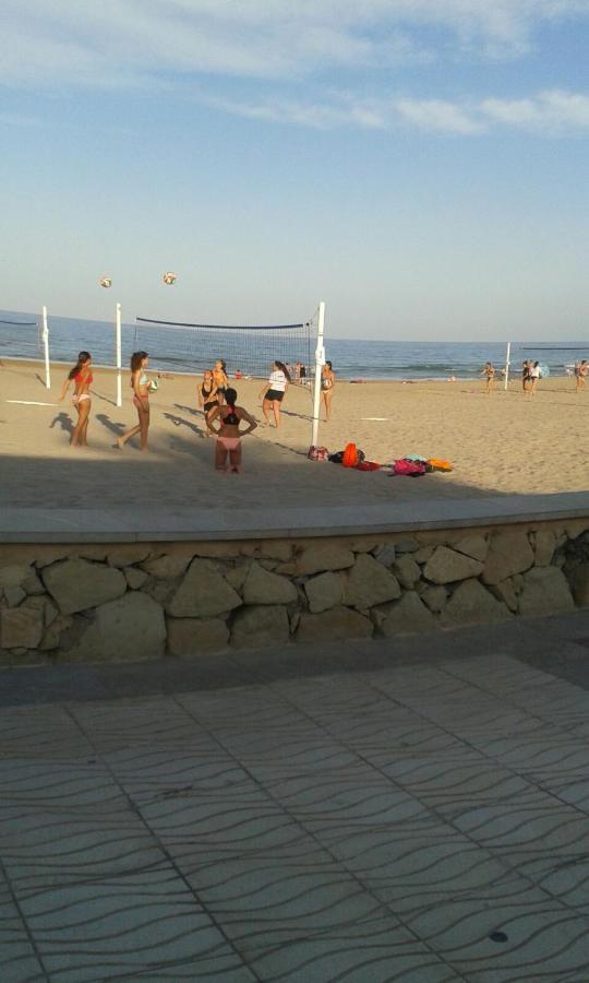 Apartamento Voramar Primera Linea De Mar El Campello Dış mekan fotoğraf
